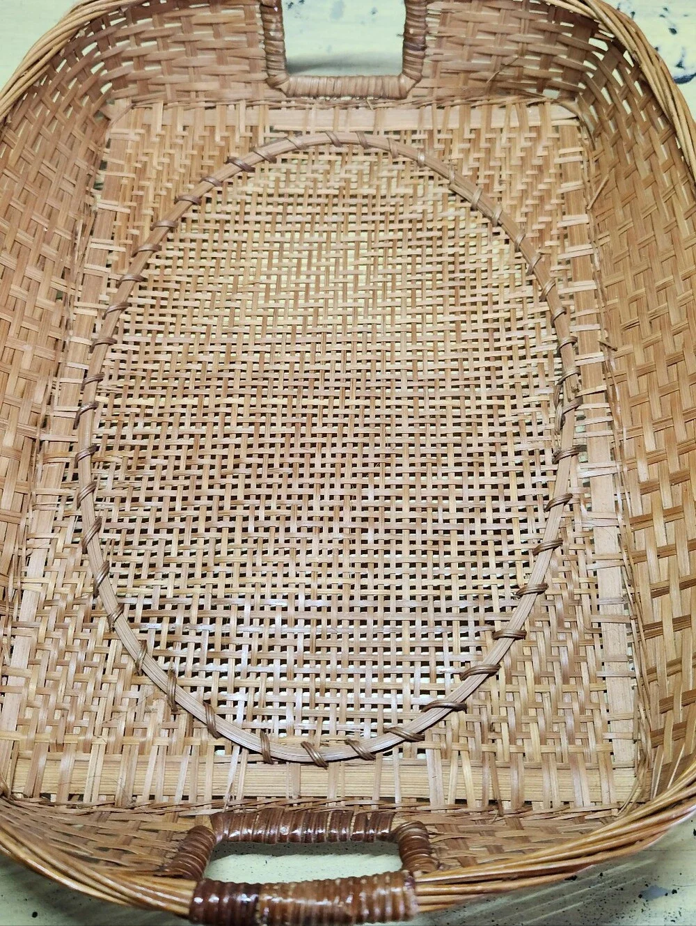Vintage Woven Wicker Serving Tray – 13